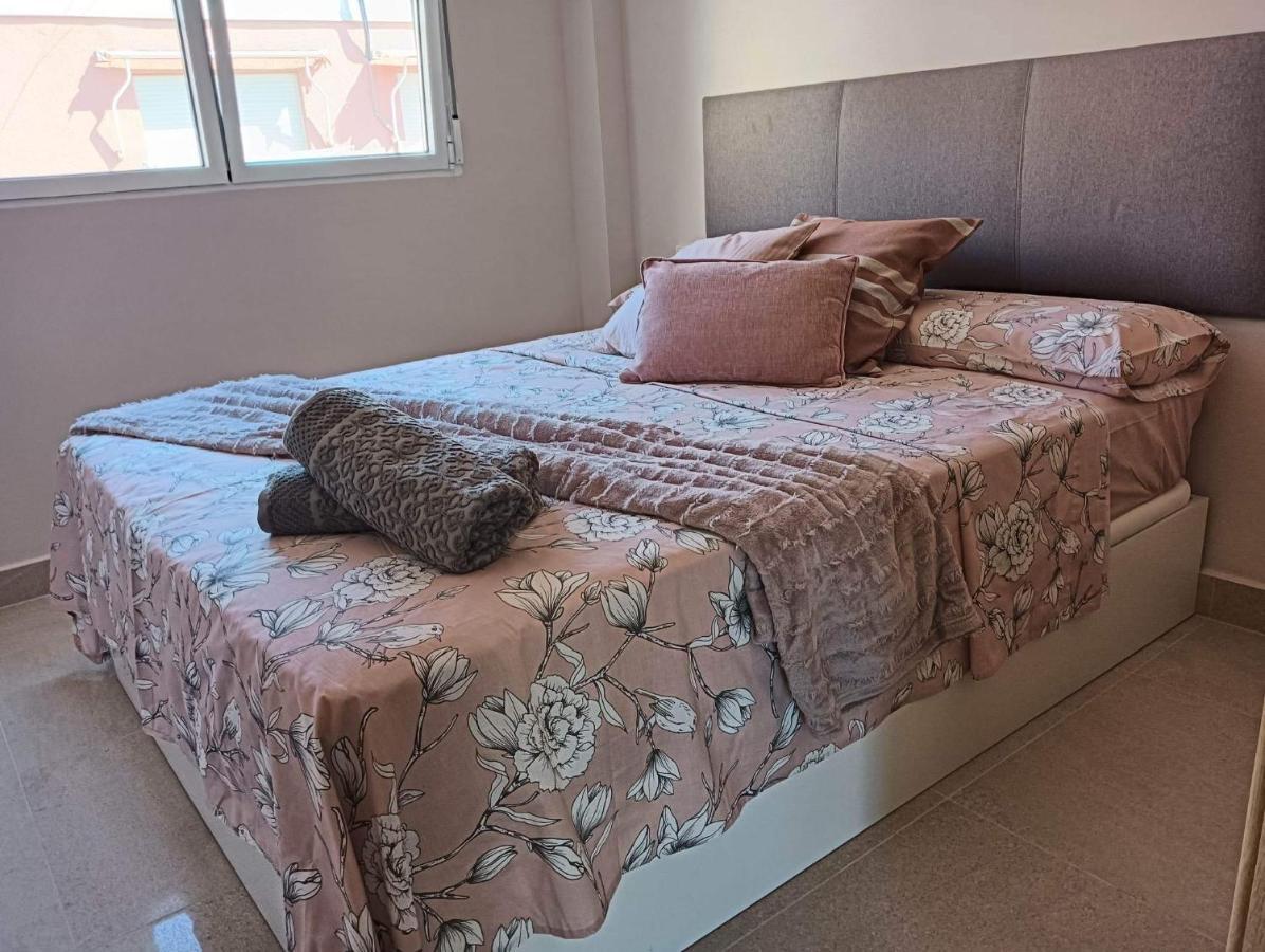 Apartamento Alejandro Gandia Playa Con Vistas Al Mar, Parking! Playa de Gandia Kültér fotó