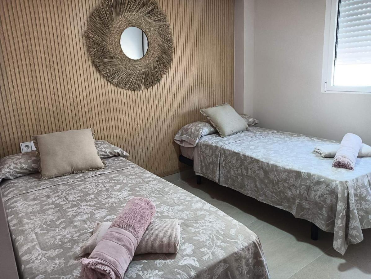 Apartamento Alejandro Gandia Playa Con Vistas Al Mar, Parking! Playa de Gandia Kültér fotó