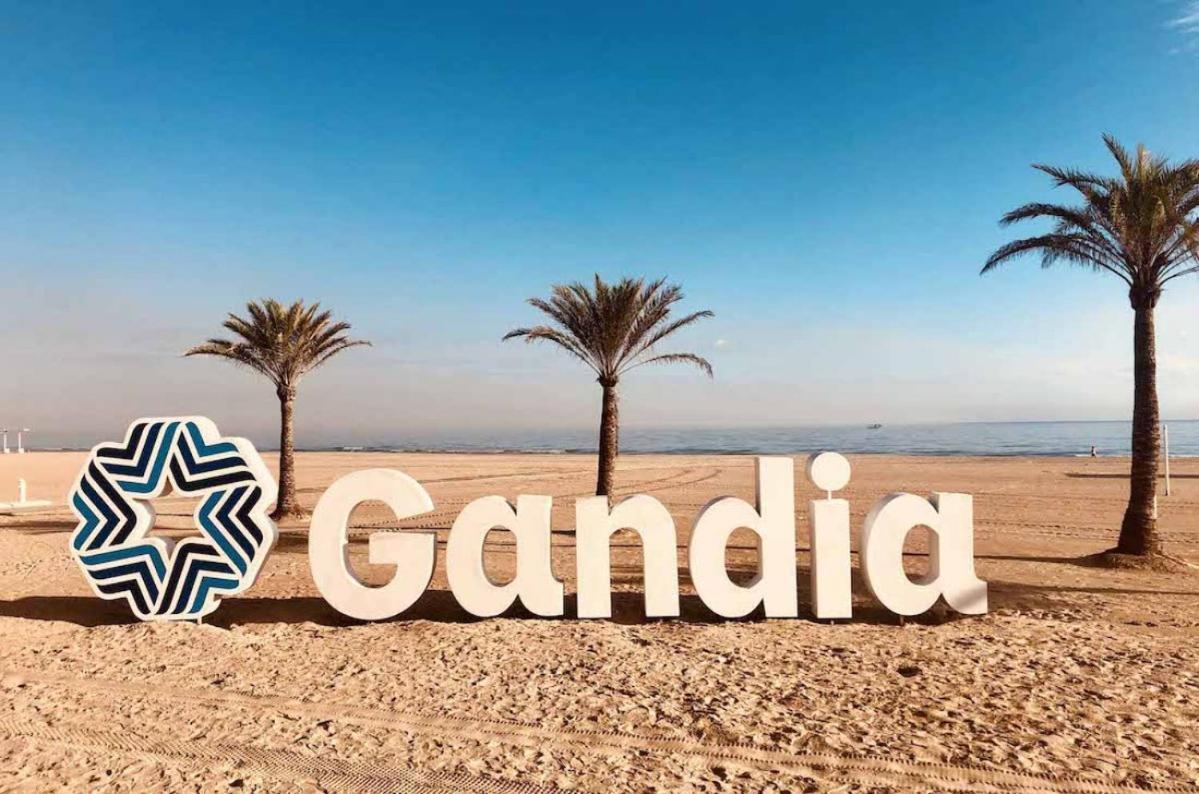Apartamento Alejandro Gandia Playa Con Vistas Al Mar, Parking! Playa de Gandia Kültér fotó